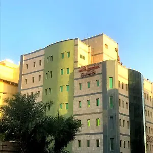 Nais Land Llajnha Alfndkia Aparthotel Jeddah